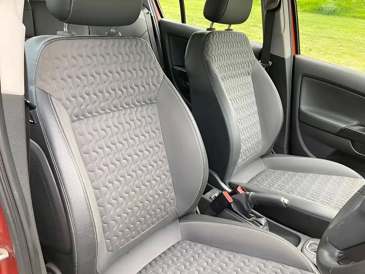Used 2013 Vauxhall Corsa Se Red - Interior and Exterior details 15