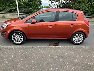 Used 2013 Vauxhall Corsa Se Red - Interior and Exterior details 5