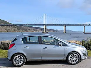 Used 2013 Vauxhall Corsa Se Silver - Interior and Exterior details 4