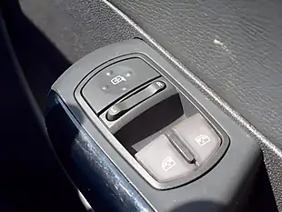 Used 2013 Vauxhall Corsa Se White - Interior and Exterior details 14