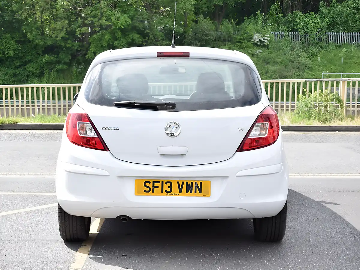 Used 2013 Vauxhall Corsa Se White - Interior and Exterior details 6