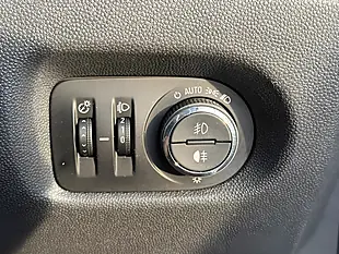 Used 2013 Vauxhall Corsa Se White - Interior and Exterior details 18