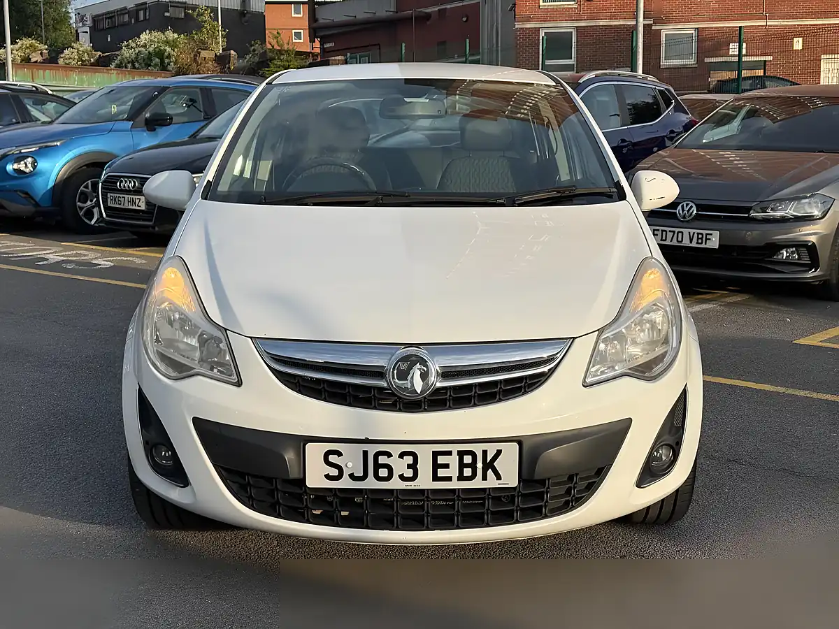Used 2013 Vauxhall Corsa Se White - Interior and Exterior details 2