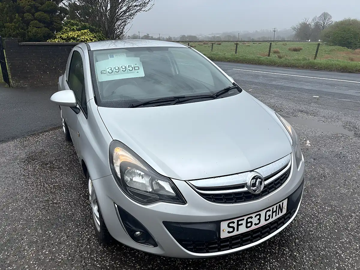 Used 2013 Vauxhall Corsa Sportive Silver - Front View