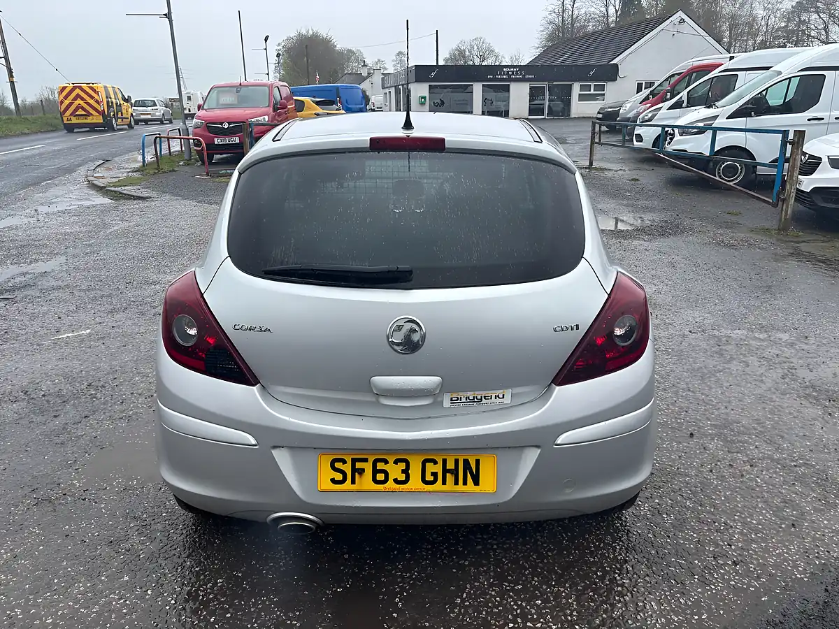 Used 2013 Vauxhall Corsa Sportive Silver - Interior and Exterior details 4