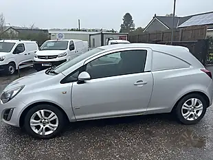 Used 2013 Vauxhall Corsa Sportive Silver - Interior and Exterior details 6