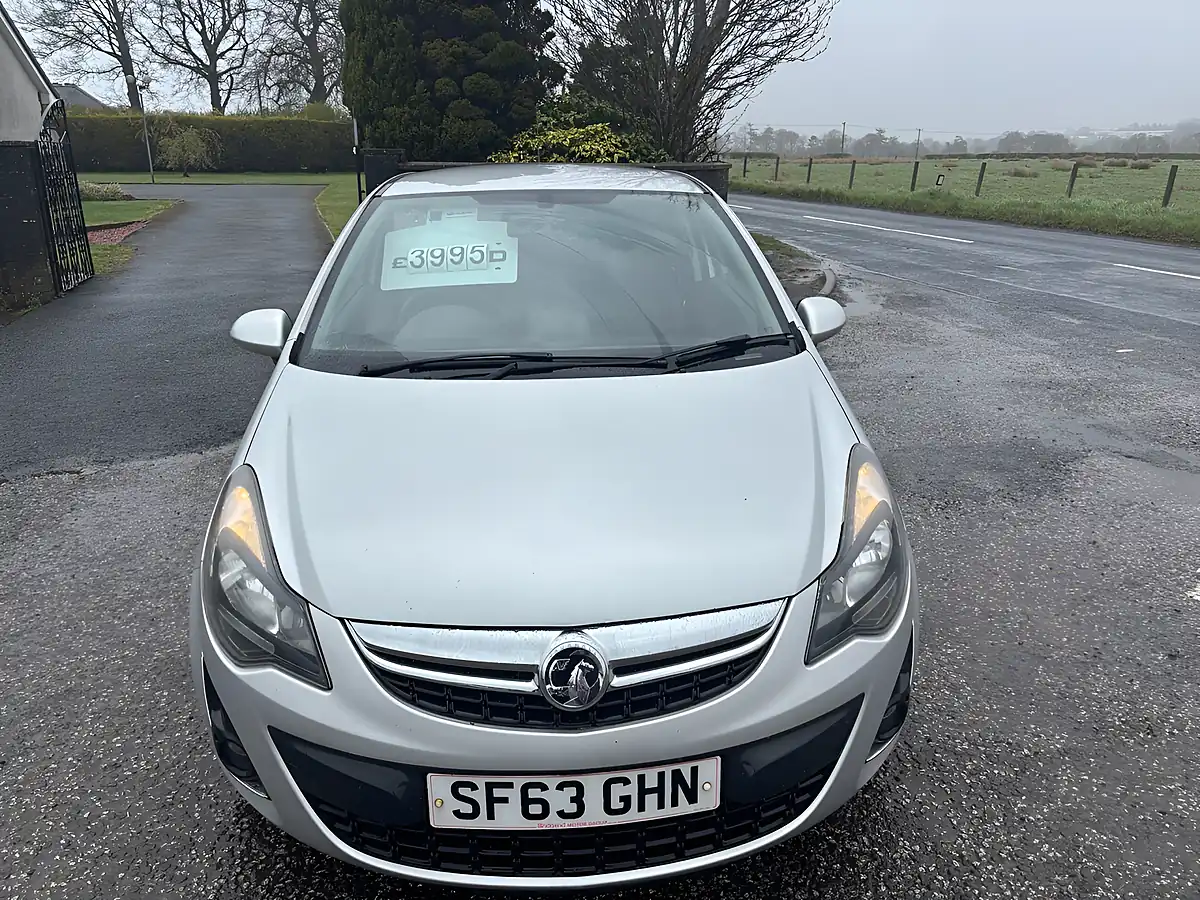 Used 2013 Vauxhall Corsa Sportive Silver - Interior and Exterior details 8