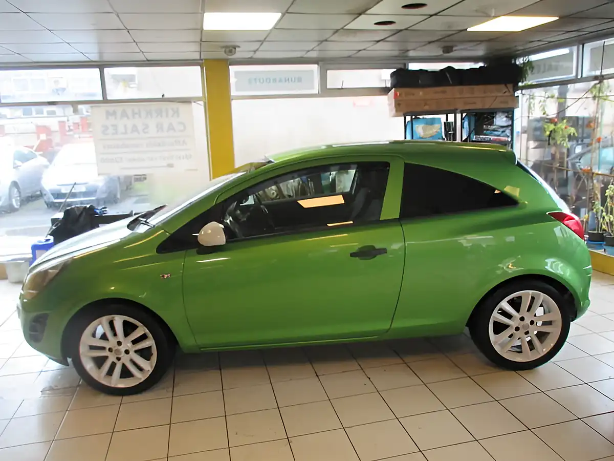 Used 2013 Vauxhall Corsa Sting Green - Interior and Exterior details 3