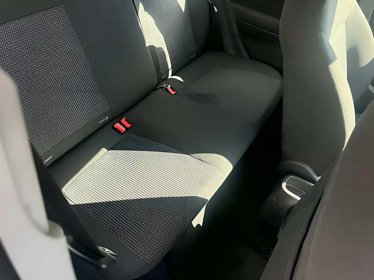 Used 2013 Vauxhall Corsa Sting - Interior and Exterior details 17