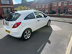Used 2013 Vauxhall Corsa Sting - Interior and Exterior details 9