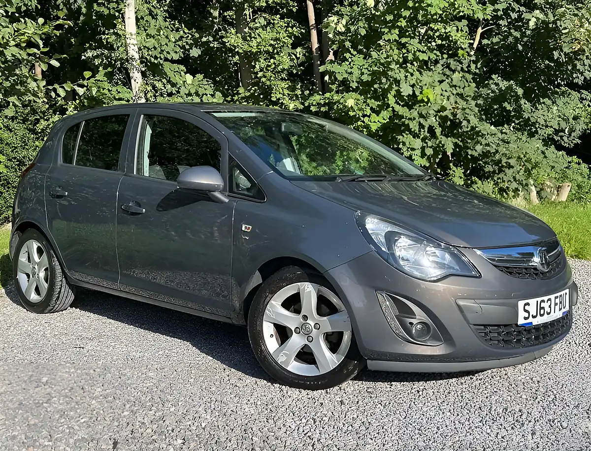 Used 2013 Vauxhall Corsa Sxi Ac Grey - Front View