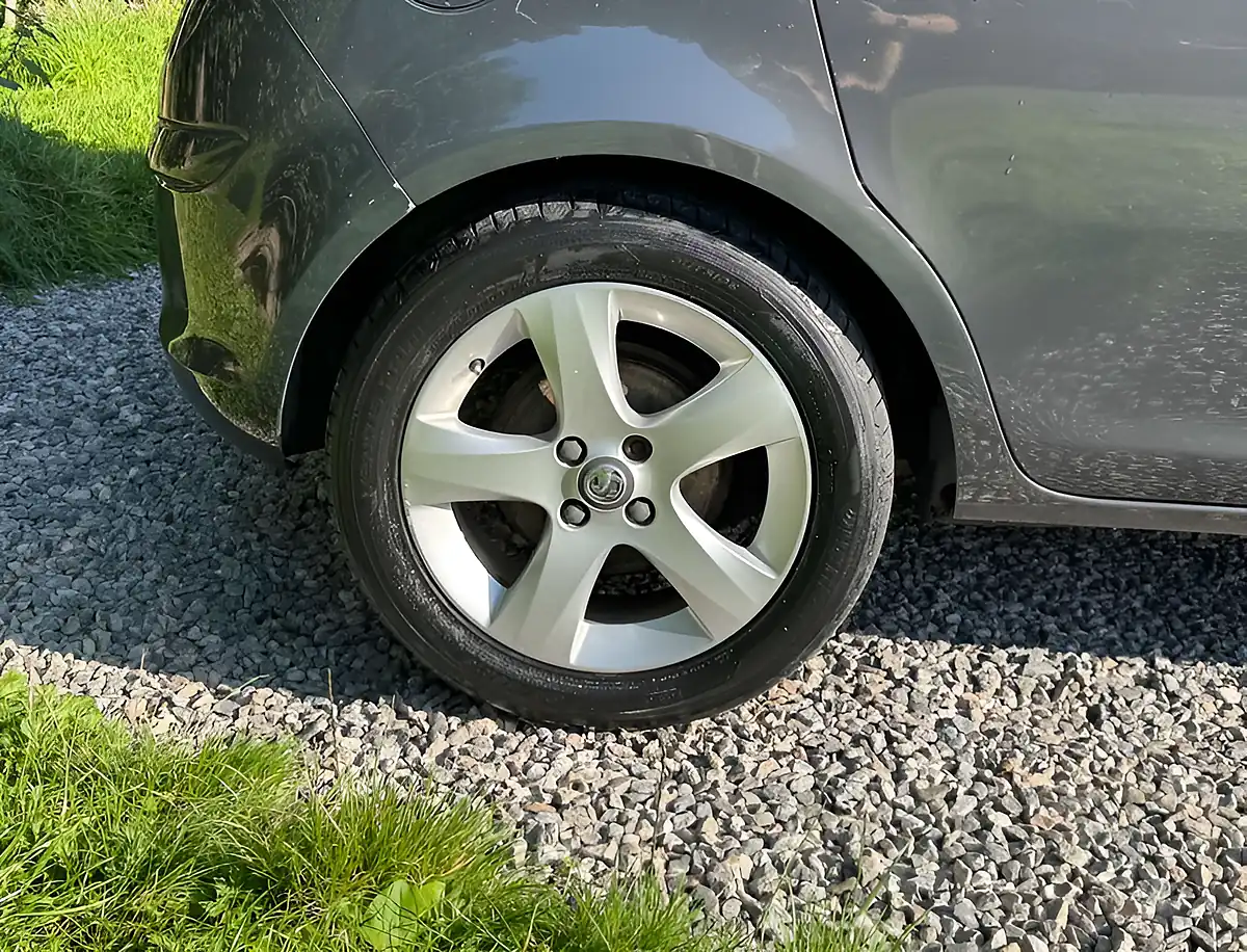 Used 2013 Vauxhall Corsa Sxi Ac Grey - Interior and Exterior details 9