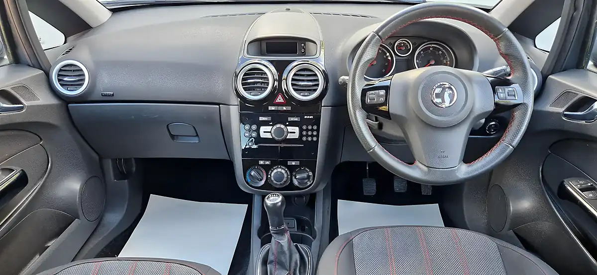 Used 2013 Vauxhall Corsa Sxi Ac Grey - Interior and Exterior details 11