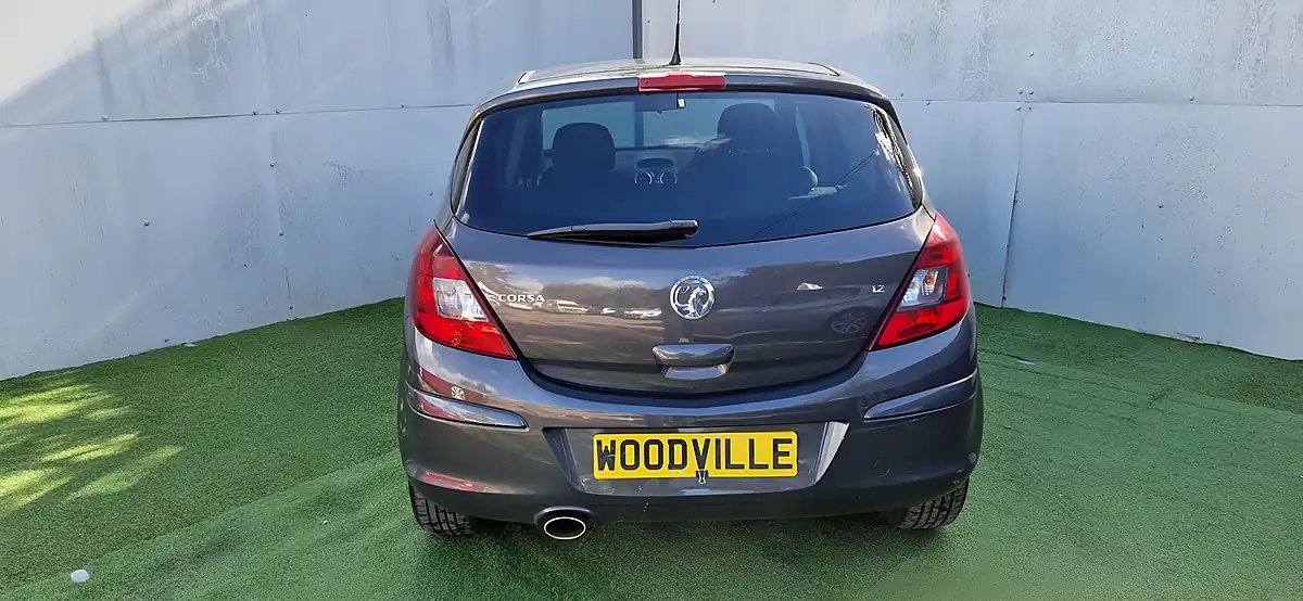 Used 2013 Vauxhall Corsa Sxi Ac Grey - Interior and Exterior details 9