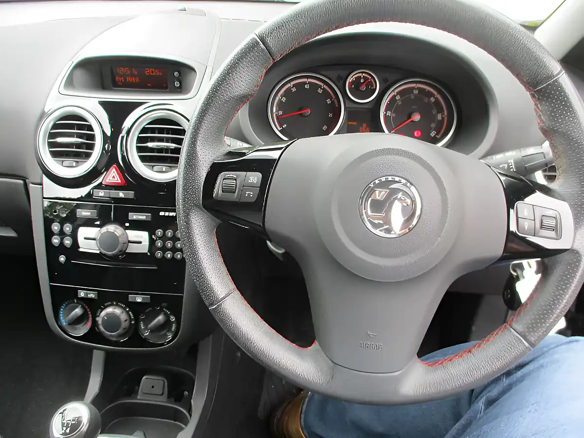 Used 2013 Vauxhall Corsa Sxi Black - Interior and Exterior details 13