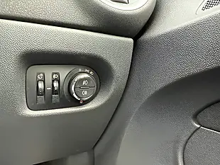 Used 2013 Vauxhall Corsa Sxi Black - Interior and Exterior details 20