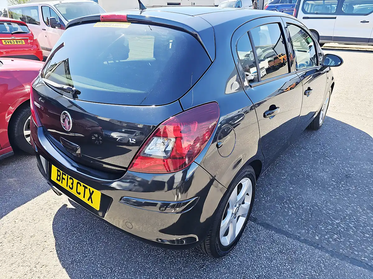 Used 2013 Vauxhall Corsa Sxi Black - Interior and Exterior details 3
