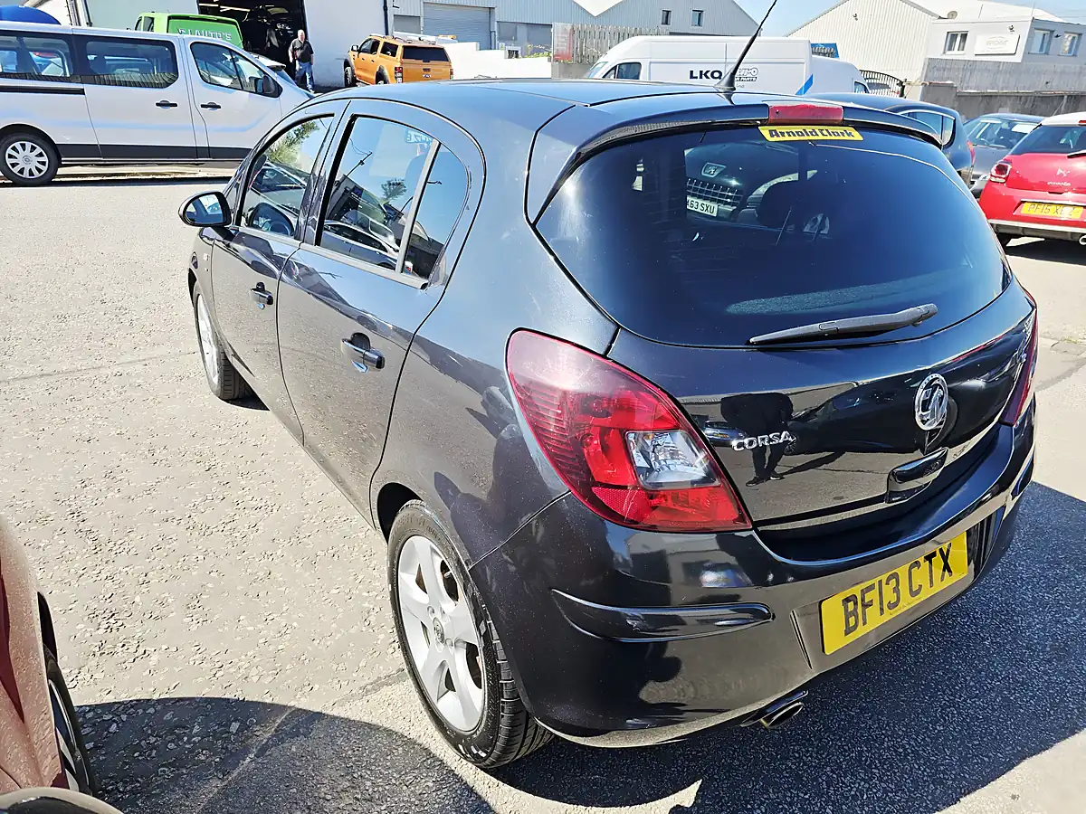 Used 2013 Vauxhall Corsa Sxi Black - Interior and Exterior details 5