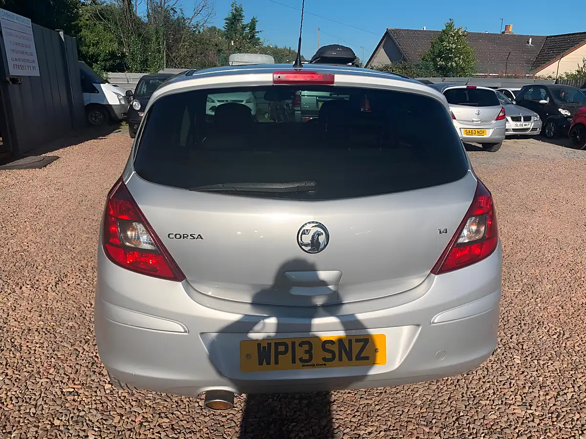 Used 2013 Vauxhall Corsa Sxi Silver - Interior and Exterior details 10