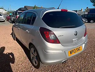 Used 2013 Vauxhall Corsa Sxi Silver - Interior and Exterior details 7