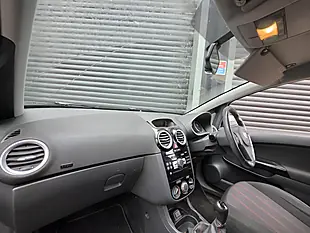 Used 2013 Vauxhall Corsa Sxi Silver - Interior and Exterior details 9
