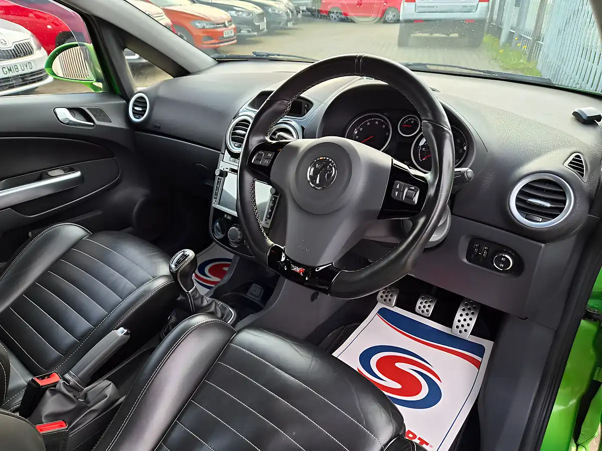 Used 2013 Vauxhall Corsa Vxr Nurburgring Green - Interior and Exterior details 8