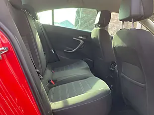 Used 2013 Vauxhall Insignia Sri Nav Red - Interior and Exterior details 4
