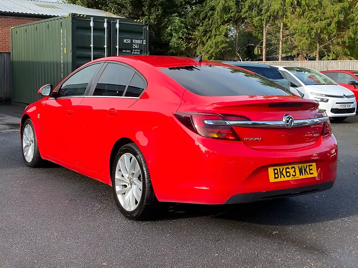 Used 2013 Vauxhall Insignia Sri Nav Red - Interior and Exterior details 8