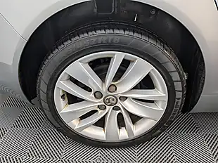 Used 2013 Vauxhall Insignia Sri Nav Silver - Interior and Exterior details 12