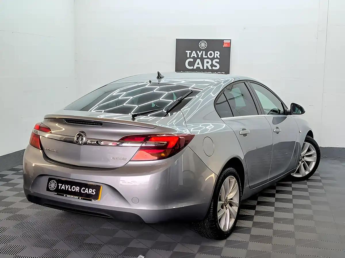 Used 2013 Vauxhall Insignia Sri Nav Silver - Interior and Exterior details 5