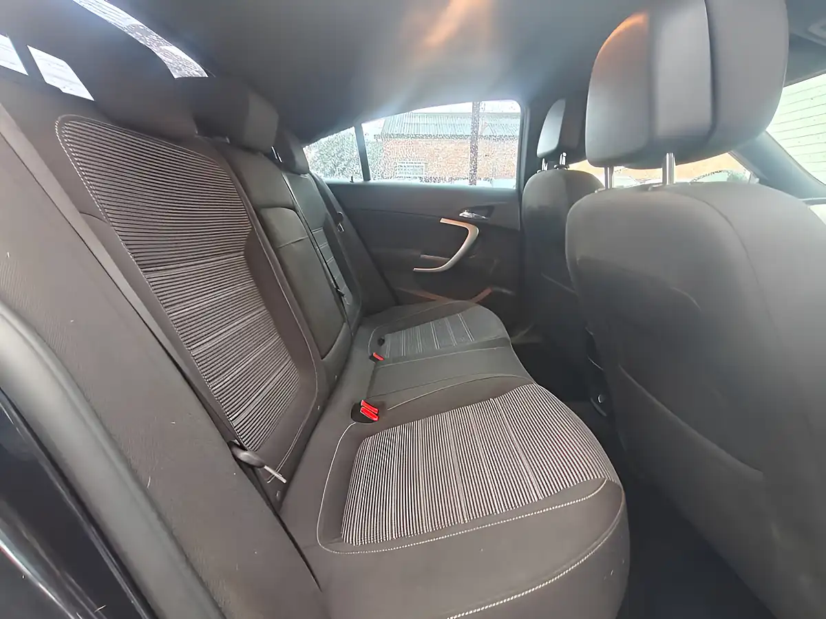 Used 2013 Vauxhall Insignia Sri Vx Line Black - Interior and Exterior details 14