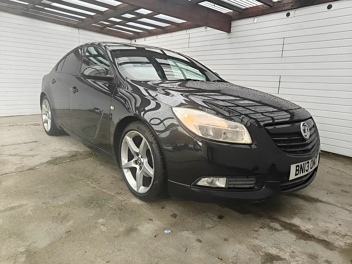 Used 2013 Vauxhall Insignia Sri Vx Line Black - Interior and Exterior details 7