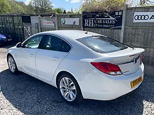 Used 2013 Vauxhall Insignia Sri White - Interior and Exterior details 7