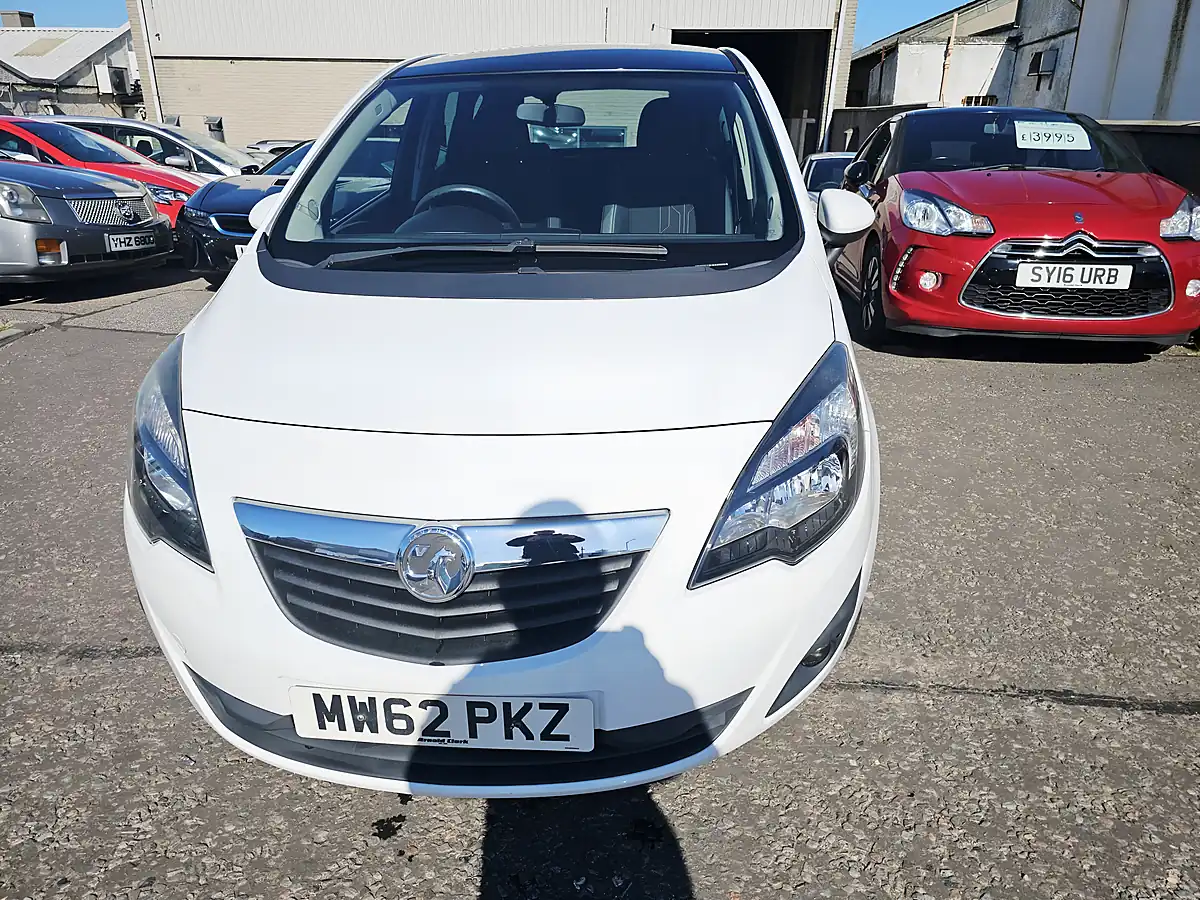 Used 2013 Vauxhall Meriva Active Limited Edition White - Front View