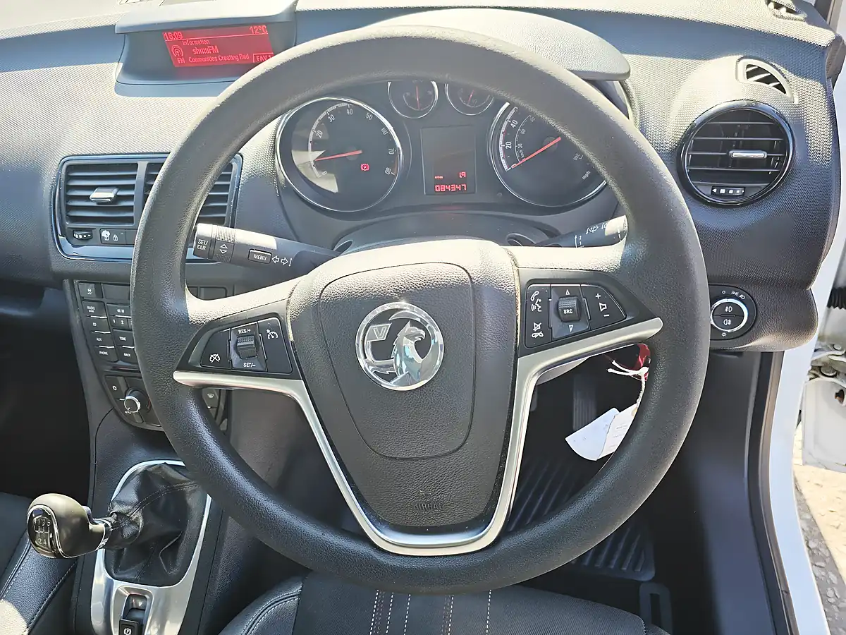 Used 2013 Vauxhall Meriva Active Limited Edition White - Interior and Exterior details 13