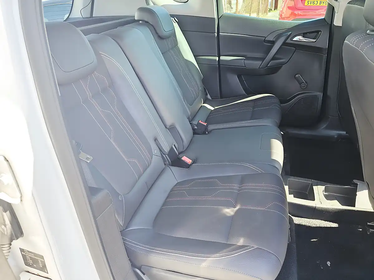 Used 2013 Vauxhall Meriva Active Limited Edition White - Interior and Exterior details 7