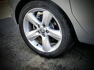 Used 2013 Vauxhall Meriva Exclusiv Metallic Silver - Interior and Exterior details 10