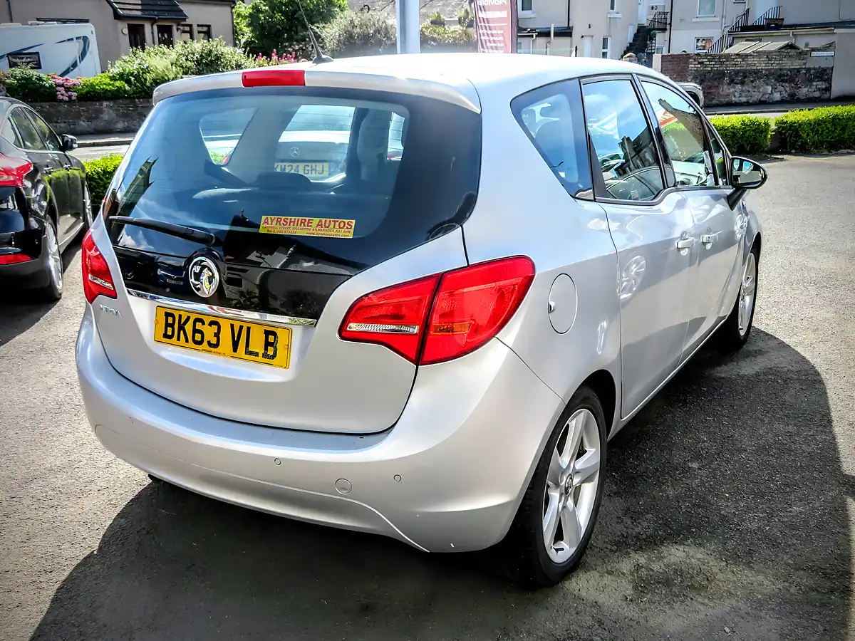 Used 2013 Vauxhall Meriva Exclusiv Metallic Silver - Interior and Exterior details 7
