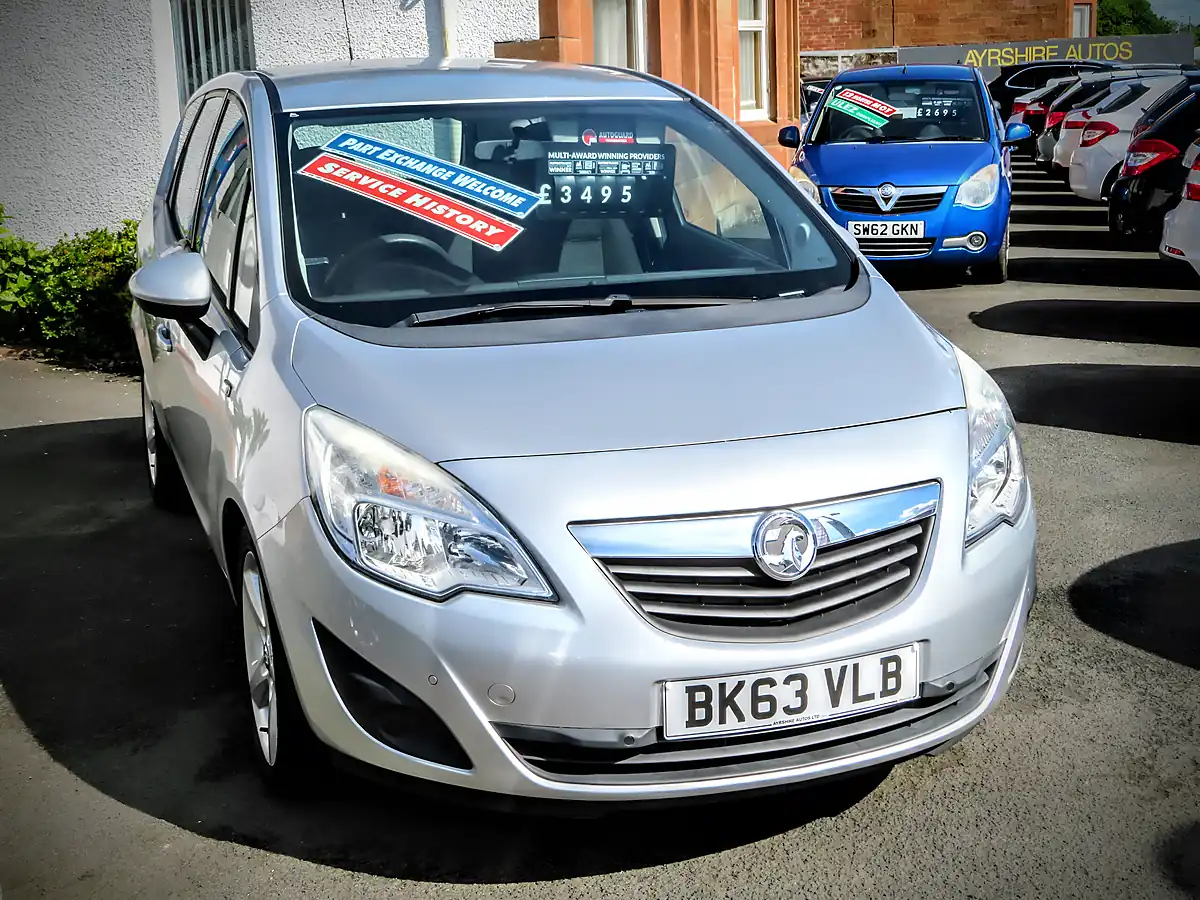 Used 2013 Vauxhall Meriva Exclusiv Metallic Silver - Interior and Exterior details 8