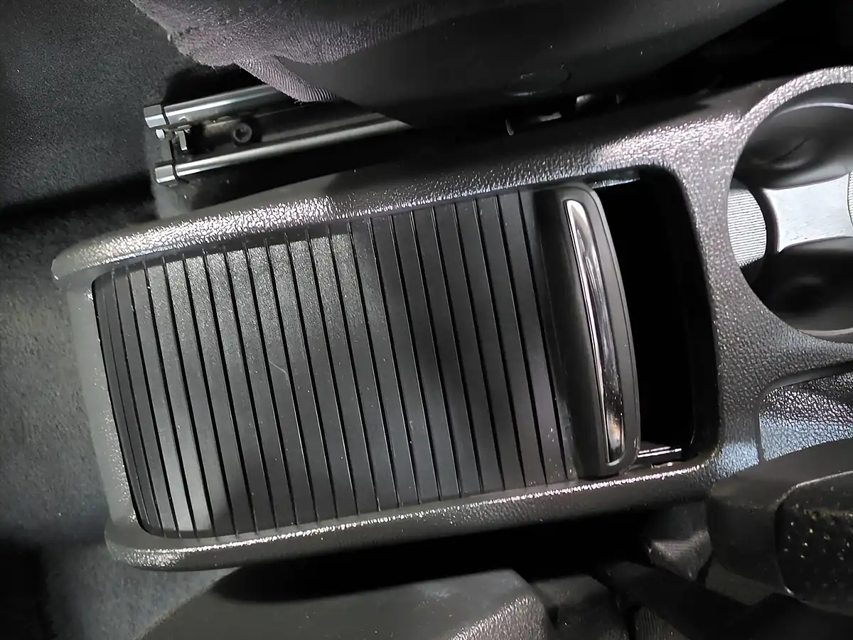 Used 2013 Vauxhall Mokka Exclusiv Black - Interior and Exterior details 18