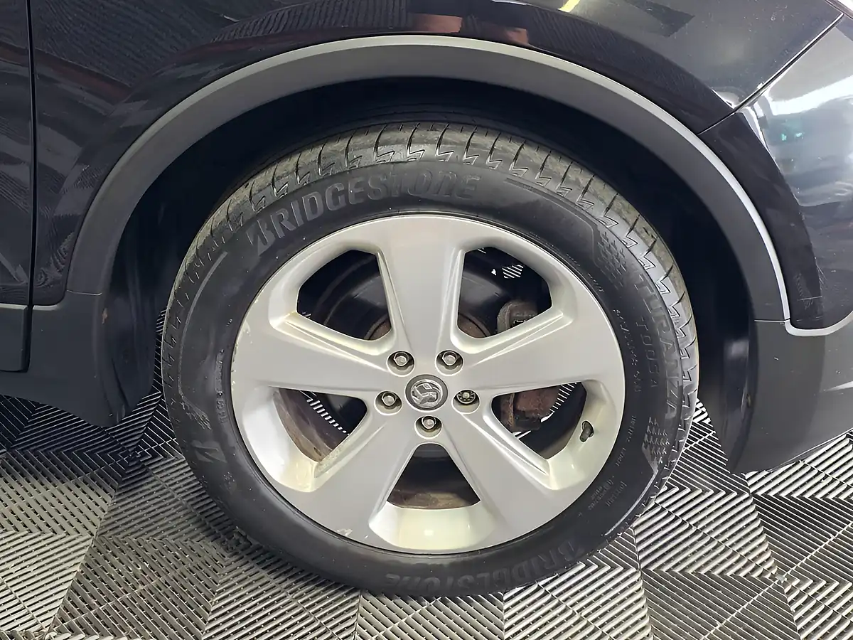 Used 2013 Vauxhall Mokka Exclusiv Black - Interior and Exterior details 19