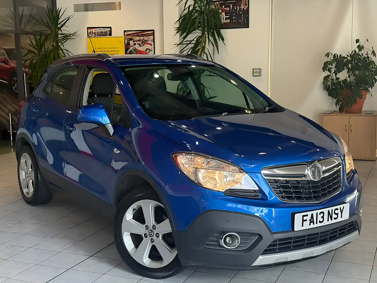Used 2013 Vauxhall Mokka Exclusiv Blue - Front View