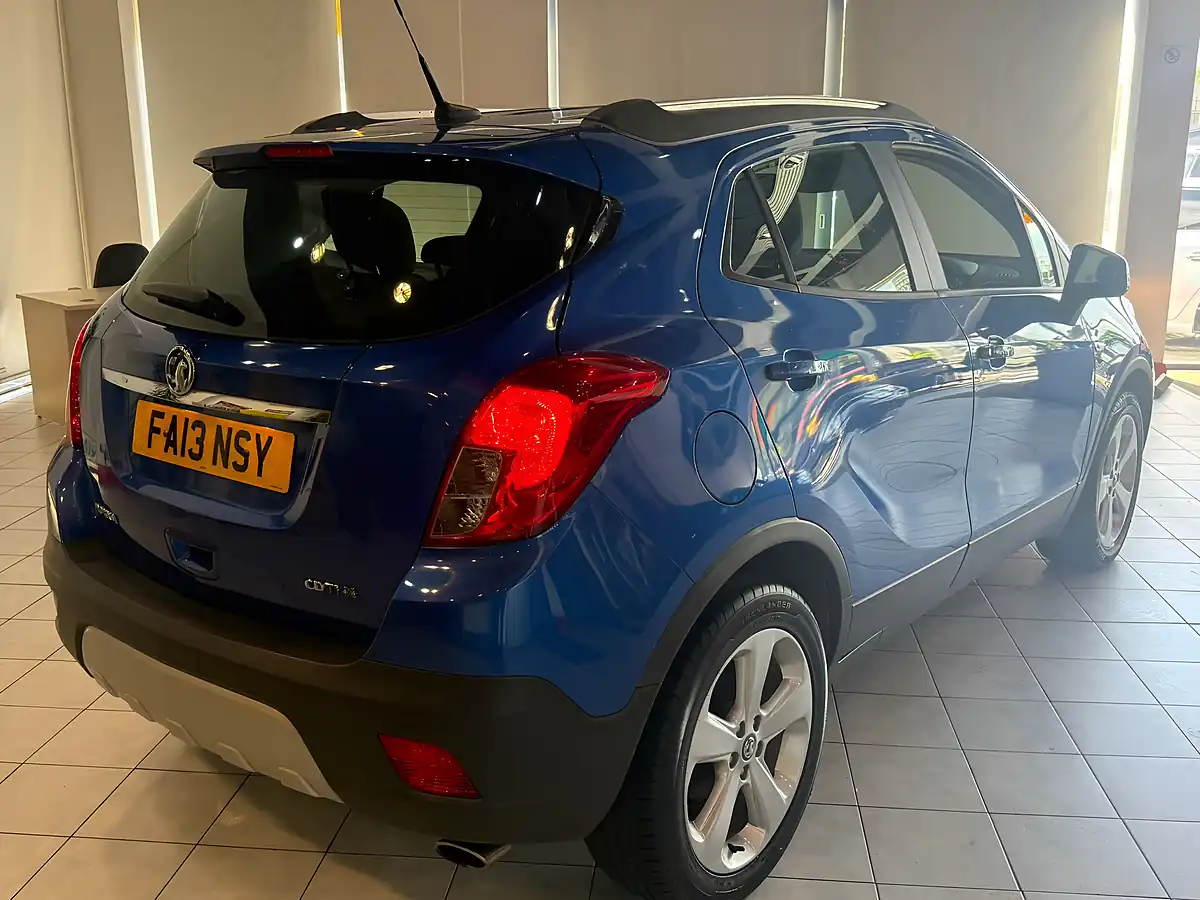 Used 2013 Vauxhall Mokka Exclusiv Blue - Interior and Exterior details 10