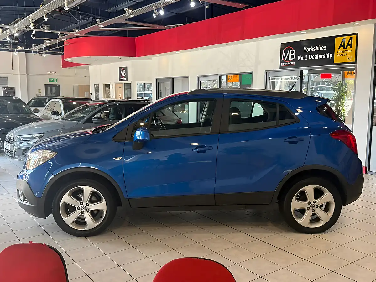 Used 2013 Vauxhall Mokka Exclusiv Blue - Interior and Exterior details 5