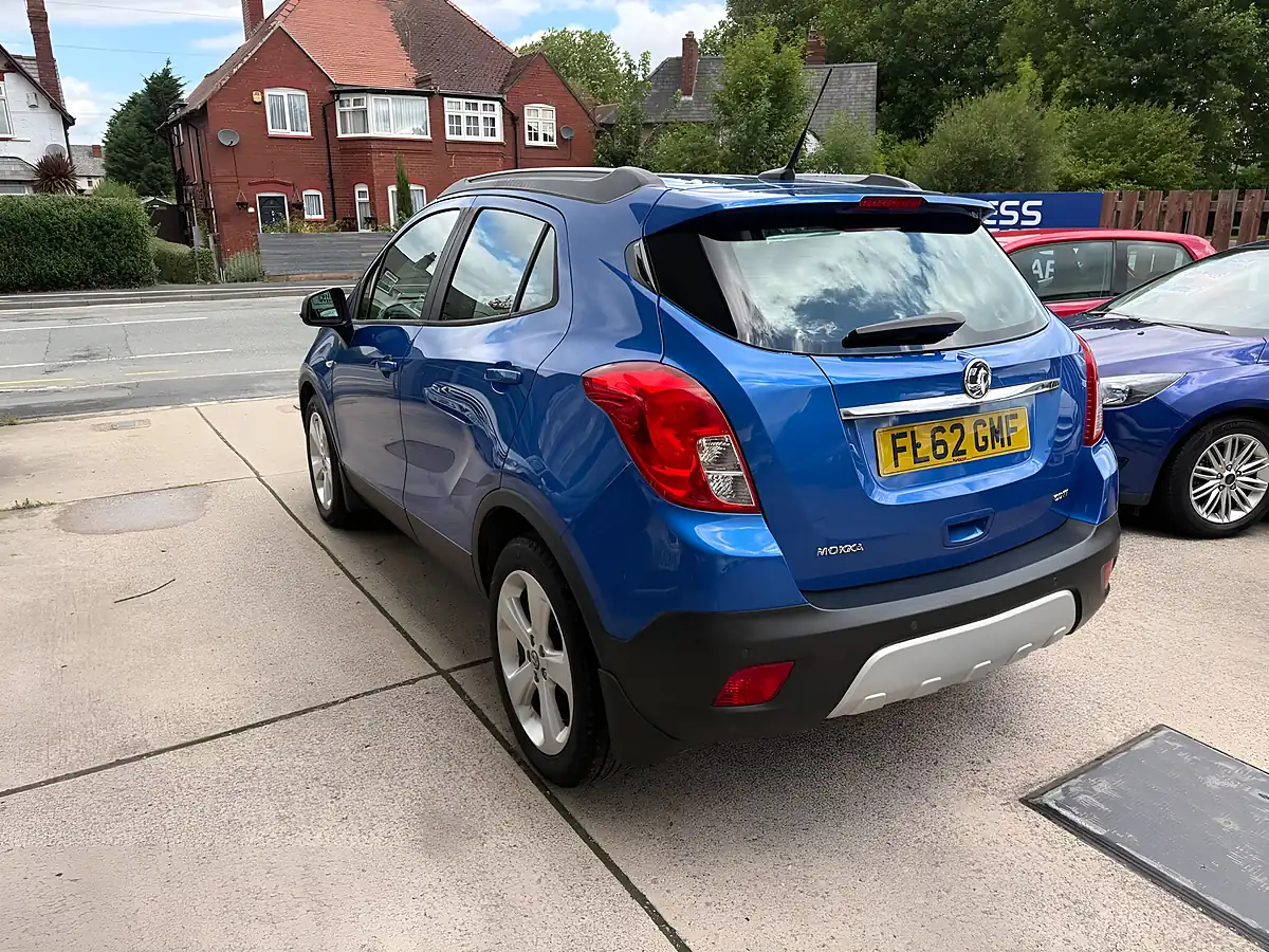 Used 2013 Vauxhall Mokka Exclusiv Blue - Interior and Exterior details 5