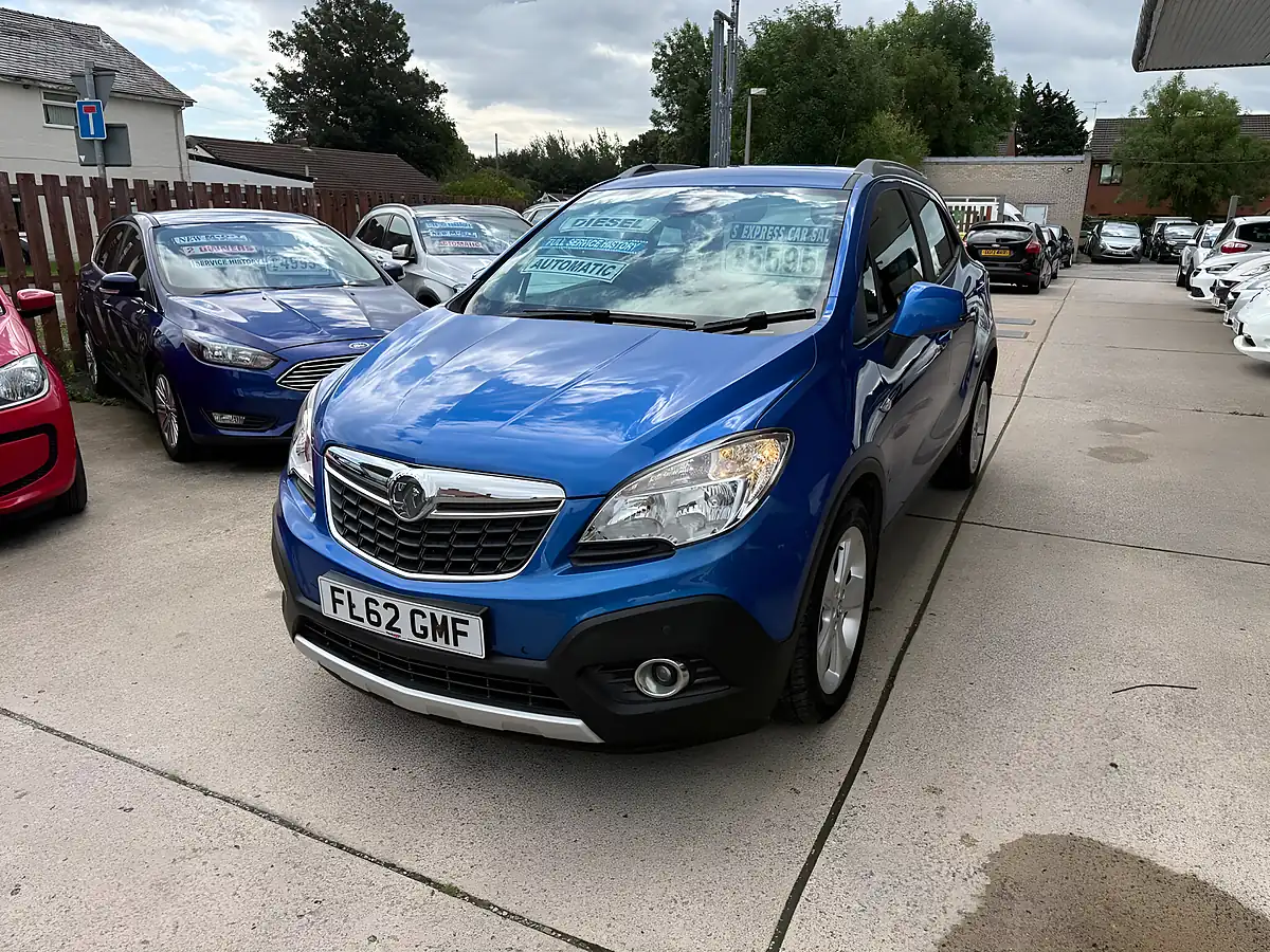 Used 2013 Vauxhall Mokka Exclusiv Blue - Interior and Exterior details 7