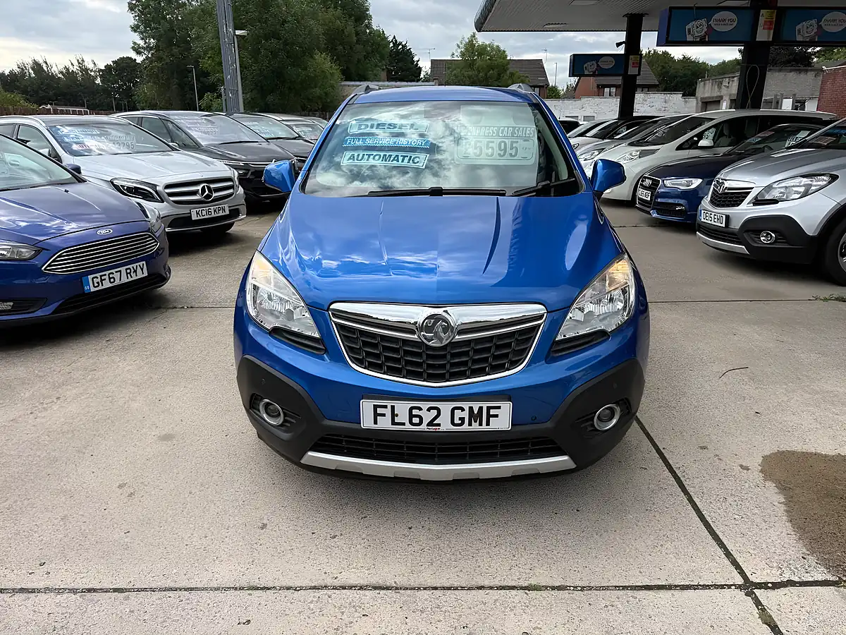 Used 2013 Vauxhall Mokka Exclusiv Blue - Interior and Exterior details 8