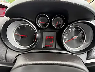Used 2013 Vauxhall Mokka Exclusiv Blue - Interior and Exterior details 9