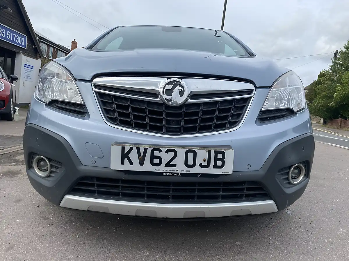 Used 2013 Vauxhall Mokka Exclusiv Blue - Interior and Exterior details 11
