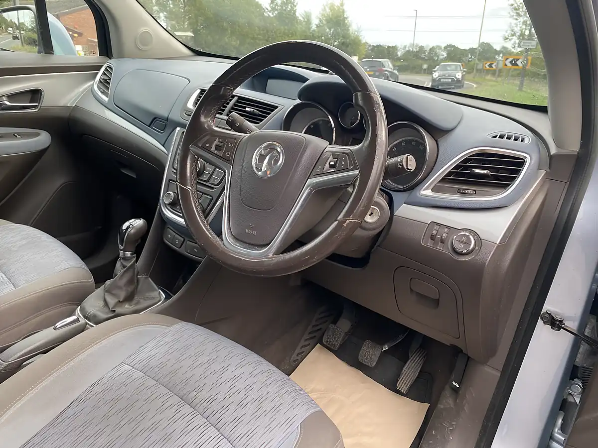 Used 2013 Vauxhall Mokka Exclusiv Blue - Interior and Exterior details 14